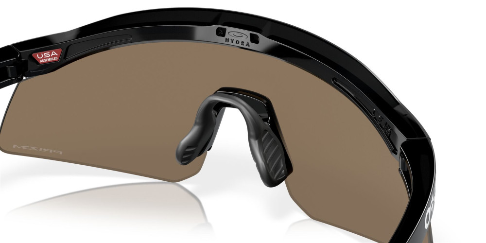 Oakley Hydra
